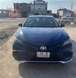 تۆیۆتا کامری